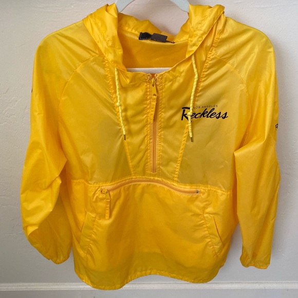 Young & Reckless - Picture 2 of 4